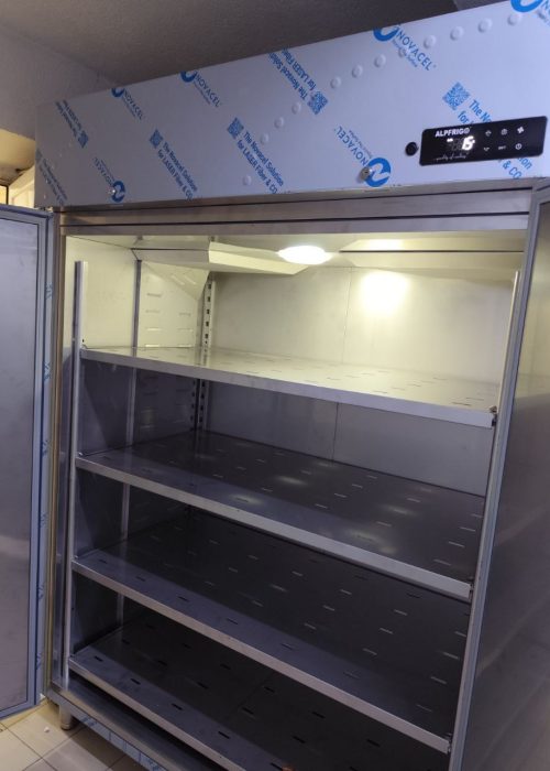 Набавка на кујнска опрема.