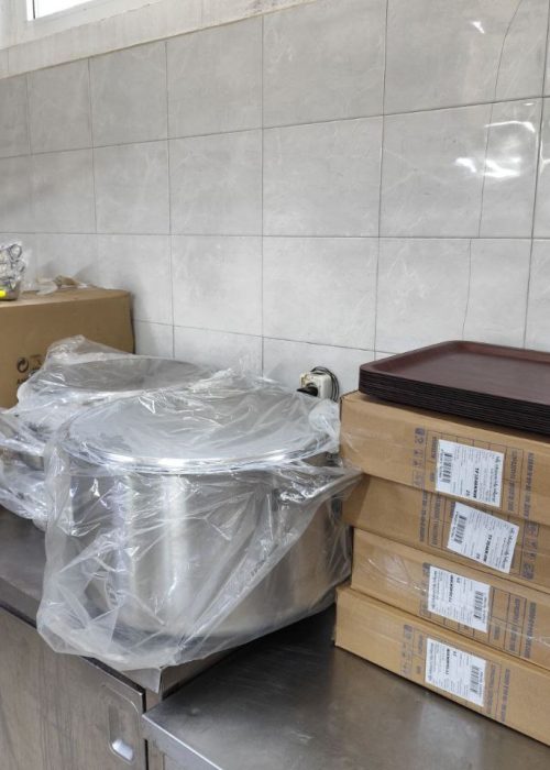 Набавка на кујнски прибор.